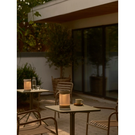 Lampa przenośna zewnętrzna ryflowana 3,2W IP44 Coupar Moodmaker™ NO2518215009 - Nordlux